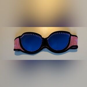 Victoria's Secret blue & pink swim top Size 34B